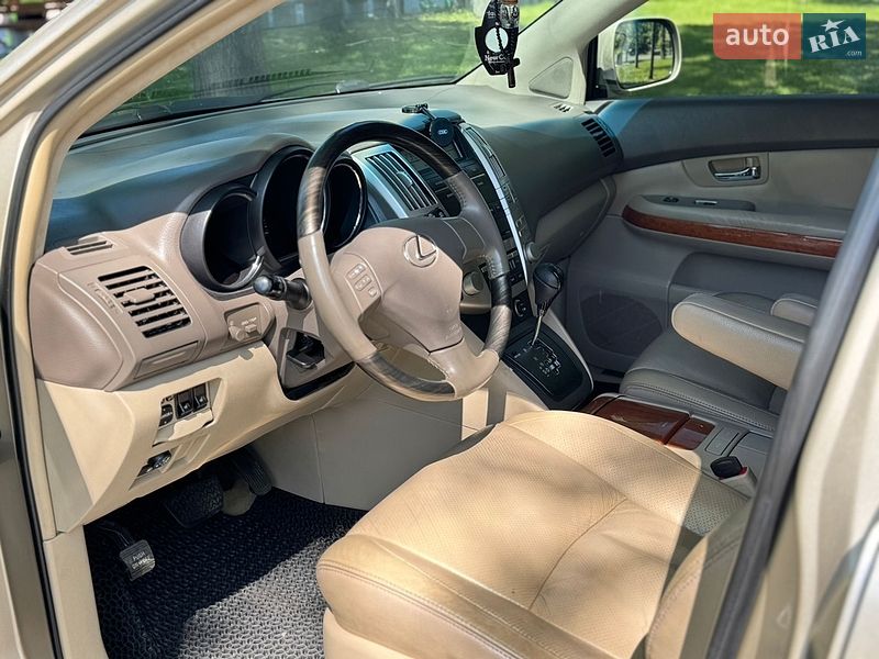 Внедорожник / Кроссовер Lexus RX 2005 в Киеве
