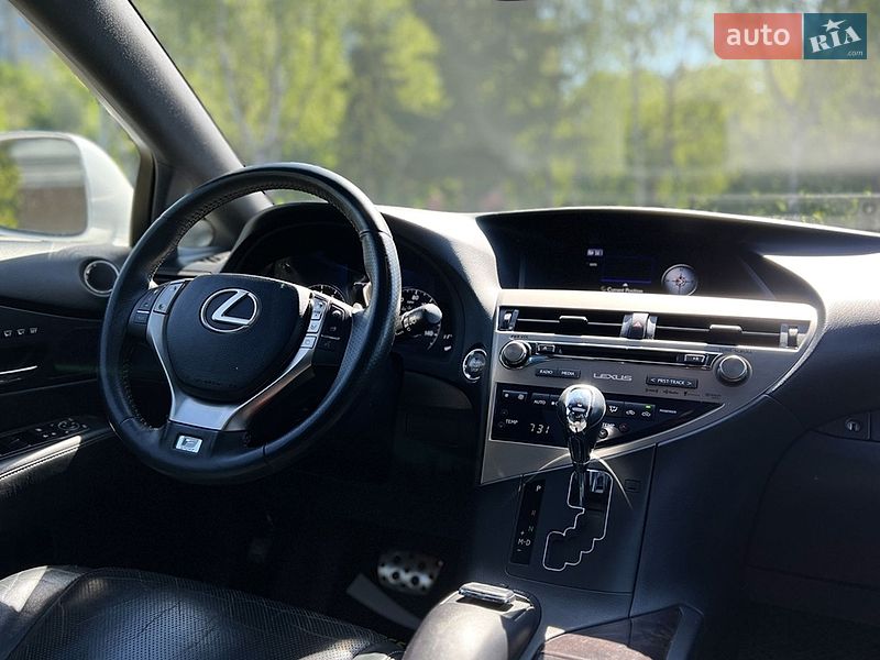 Позашляховик / Кросовер Lexus RX 2015 в Львові