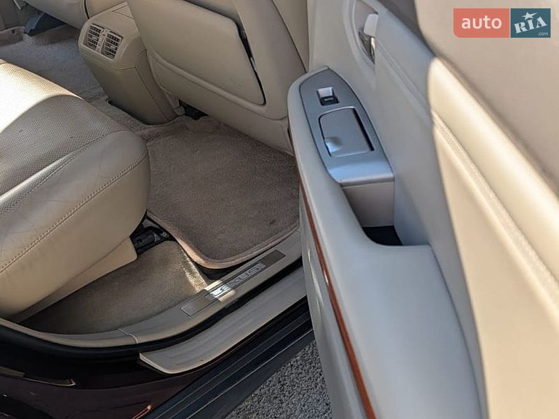 Позашляховик / Кросовер Lexus RX 2008 в Києві