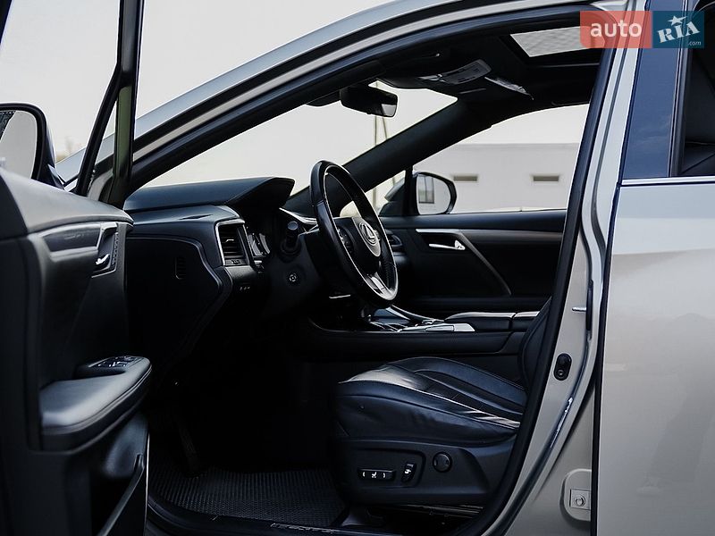 Внедорожник / Кроссовер Lexus RX 2020 в Луцке