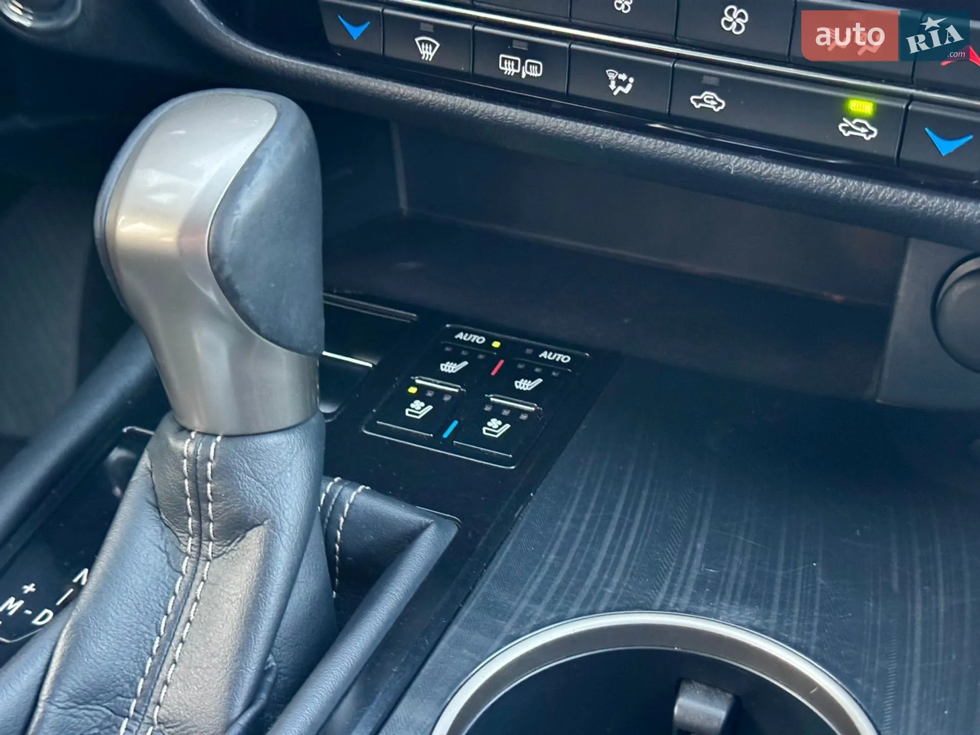 2017 Lexus RX - мініатюра 27