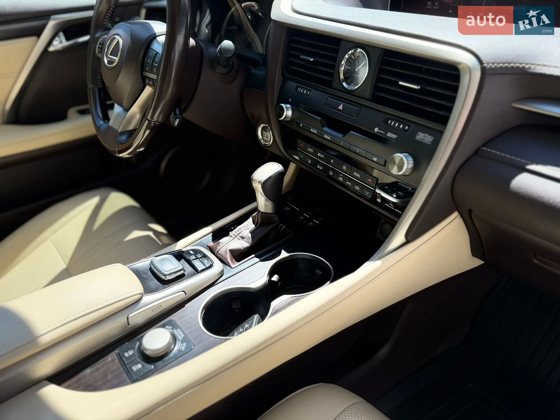 2018 Lexus RX - мініатюра 26