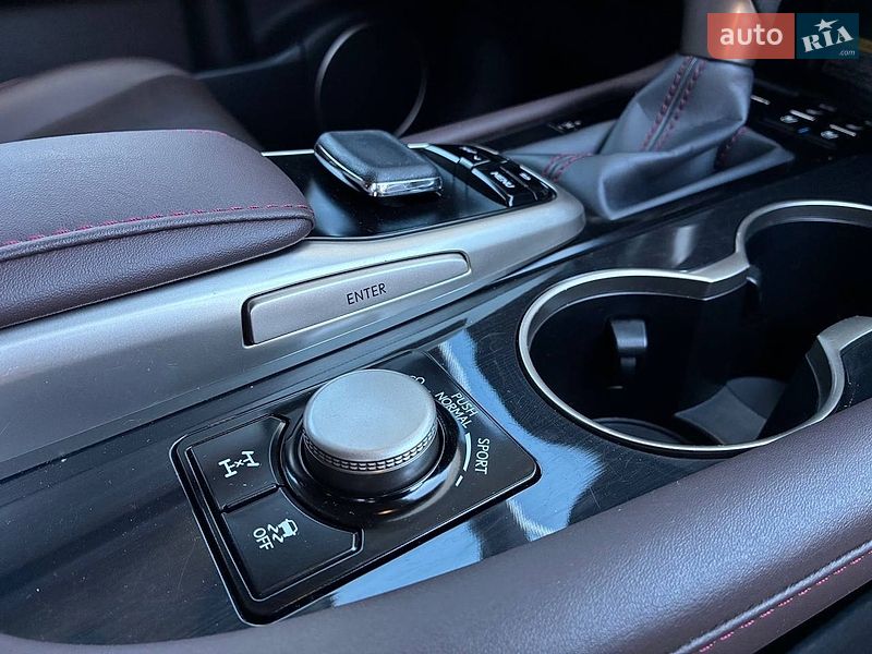 Позашляховик / Кросовер Lexus RX 2018 в Києві фото 16 Позашляховик / Кросовер Lexus RX 2018 в Києві