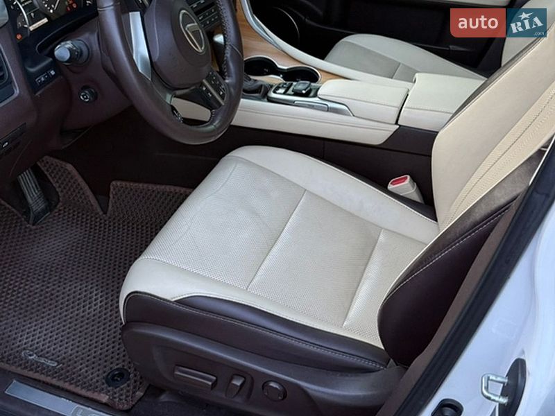 Позашляховик / Кросовер Lexus RX 2016 в Чернівцях фото 11 Позашляховик / Кросовер Lexus RX 2016 в Чернівцях