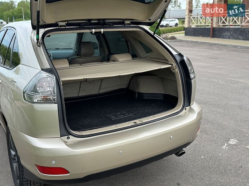 Внедорожник / Кроссовер Lexus RX 2005 в Гоще