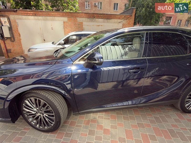 Позашляховик / Кросовер Lexus RX 2024 в Полтаві