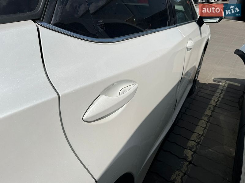 Внедорожник / Кроссовер Lexus RX 2021 в Киеве фото 9 Внедорожник / Кроссовер Lexus RX 2021 в Киеве