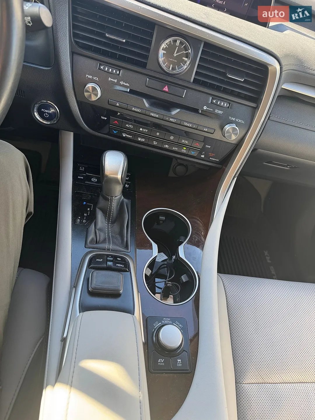 2019 Lexus RX - мініатюра 18