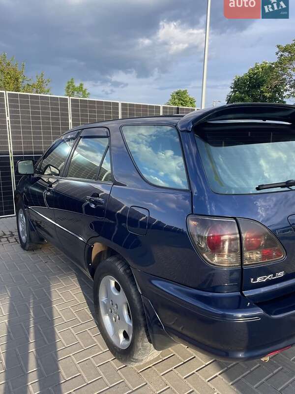 Внедорожник / Кроссовер Lexus RX 2000 в Кропивницком