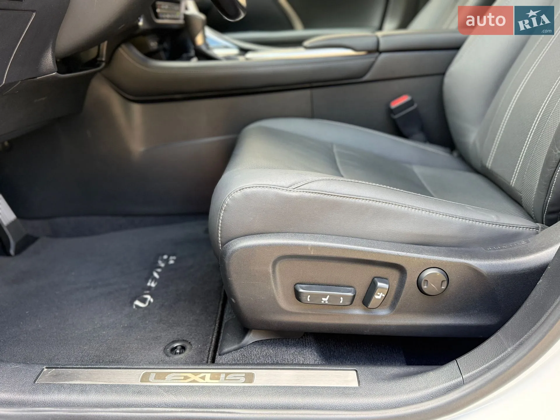 2021 Lexus RX - мініатюра 34