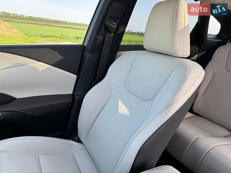 Позашляховик / Кросовер Lexus RX 2023 в Києві фото 37 Позашляховик / Кросовер Lexus RX 2023 в Києві