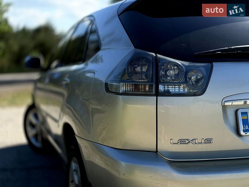 Позашляховик / Кросовер Lexus RX 2005 в Вараші
