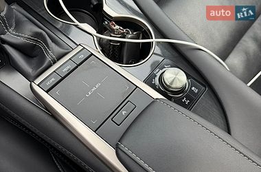 Позашляховик / Кросовер Lexus RX 2020 в Львові