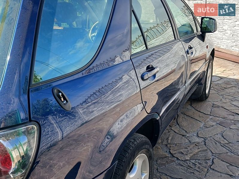 Внедорожник / Кроссовер Lexus RX 2001 в Днепре