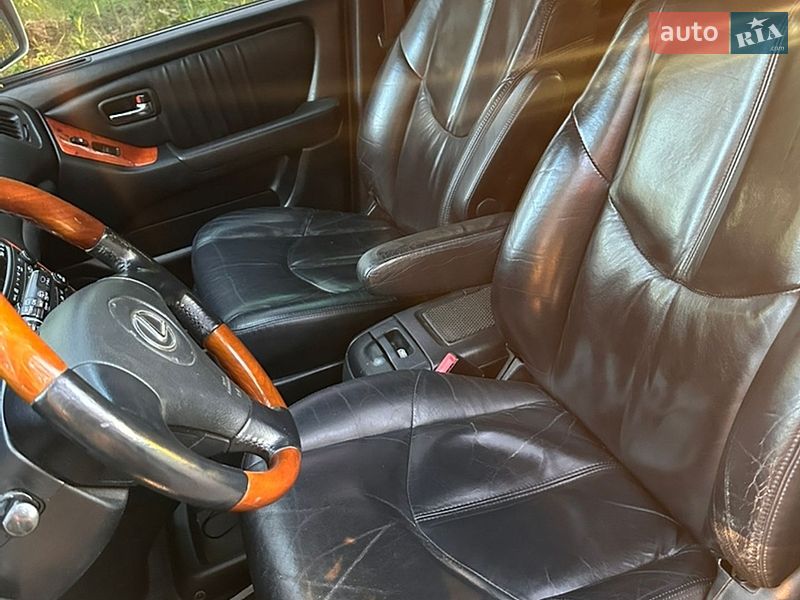 Внедорожник / Кроссовер Lexus RX 2003 в Киеве