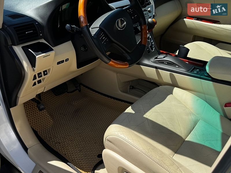 Позашляховик / Кросовер Lexus RX 2011 в Львові