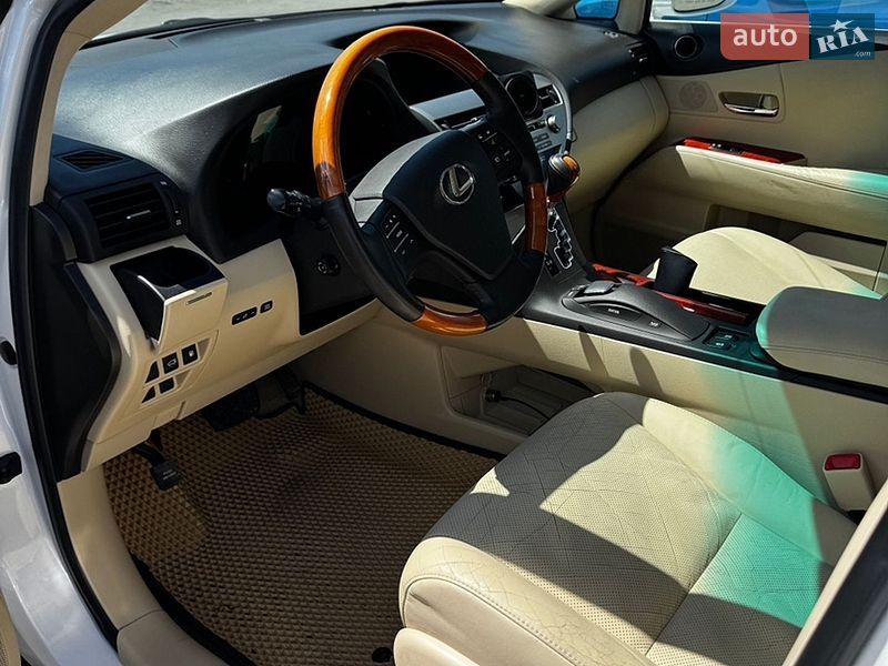 Позашляховик / Кросовер Lexus RX 2011 в Львові