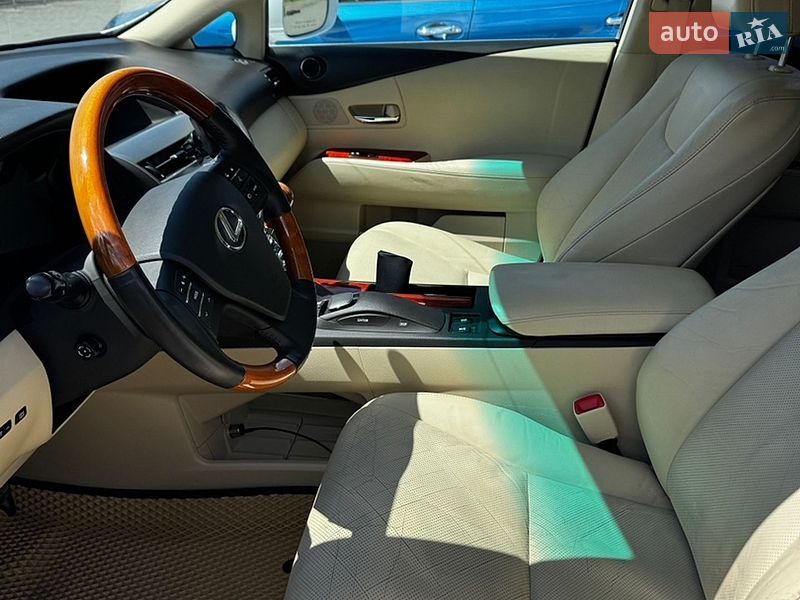 Позашляховик / Кросовер Lexus RX 2011 в Львові