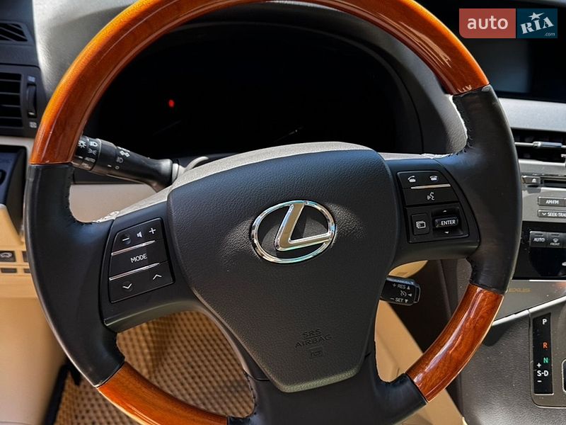 Позашляховик / Кросовер Lexus RX 2011 в Львові