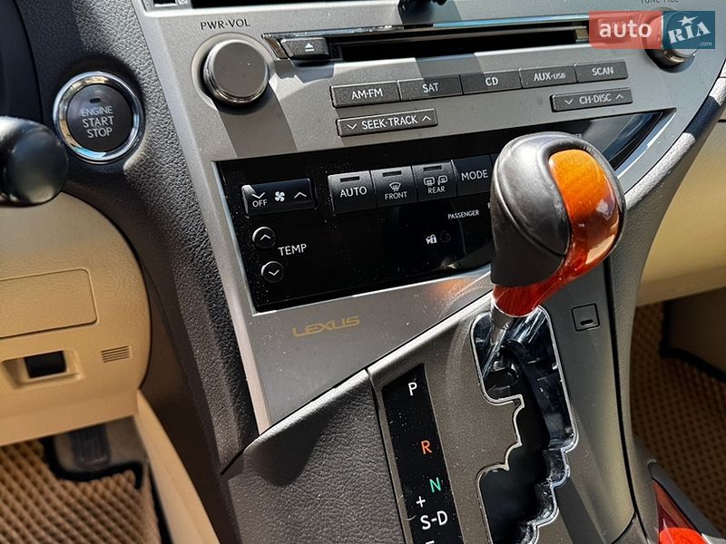 Позашляховик / Кросовер Lexus RX 2011 в Львові