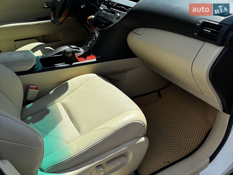 Позашляховик / Кросовер Lexus RX 2011 в Львові