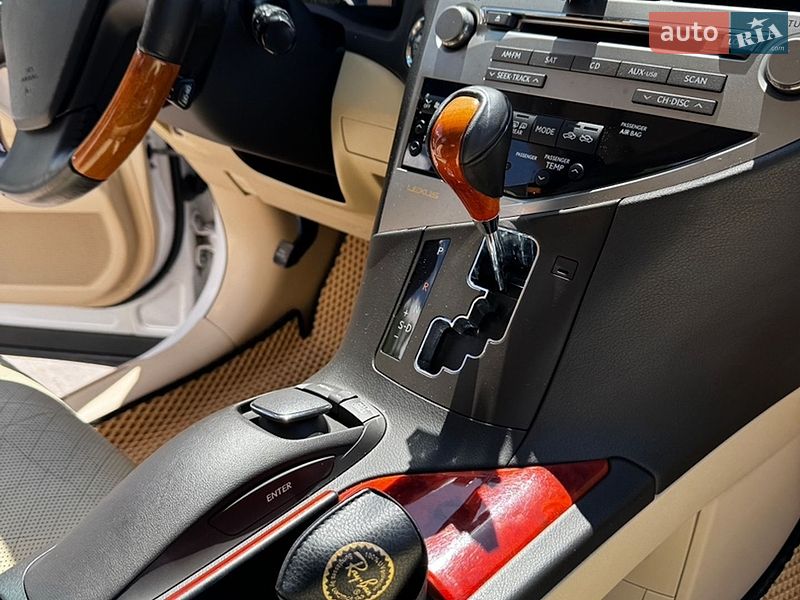 Позашляховик / Кросовер Lexus RX 2011 в Львові