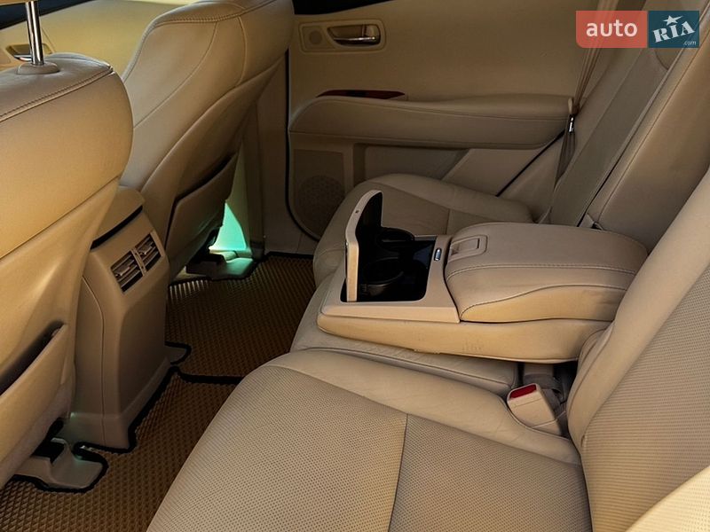Позашляховик / Кросовер Lexus RX 2011 в Львові