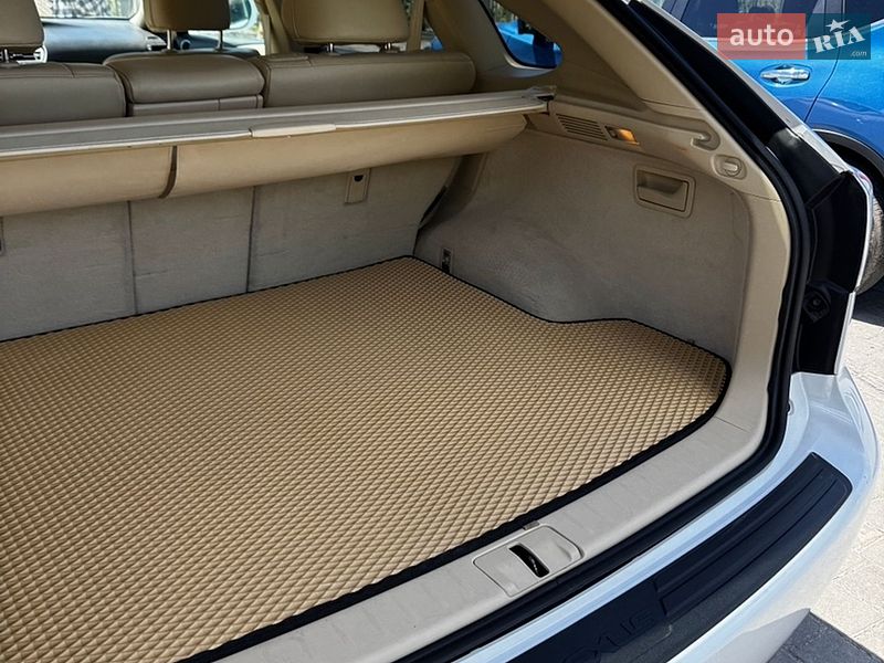 Позашляховик / Кросовер Lexus RX 2011 в Львові