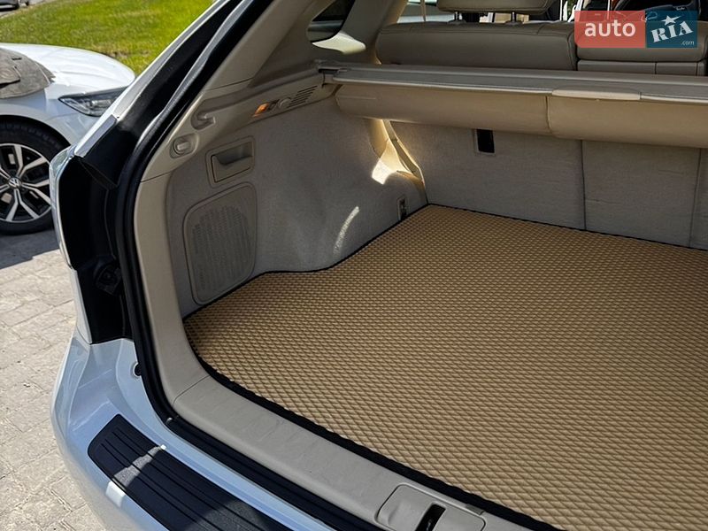 Позашляховик / Кросовер Lexus RX 2011 в Львові