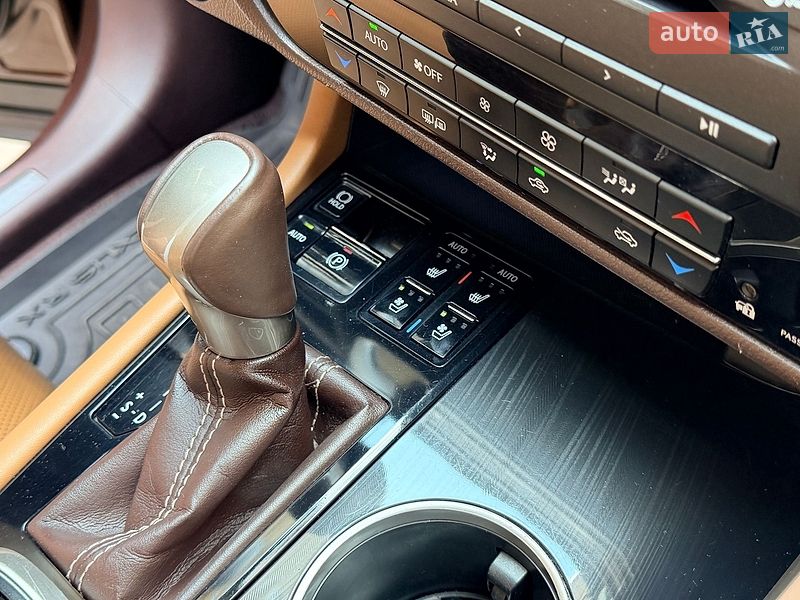 Внедорожник / Кроссовер Lexus RX 2016 в Одессе