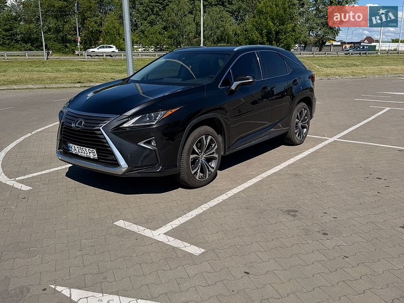 Lexus RX, photos from the listing