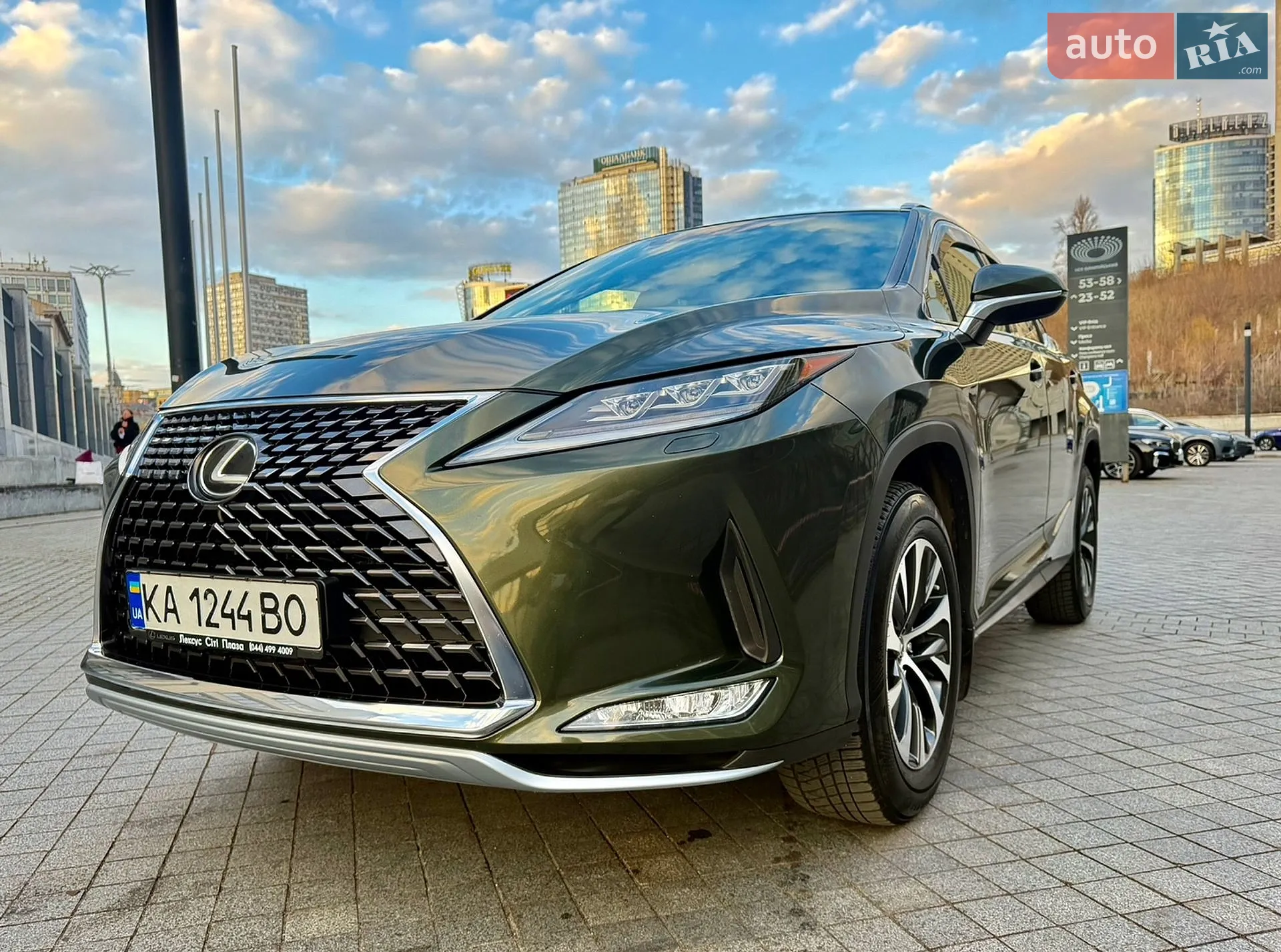 2021 Lexus RX - фото 1