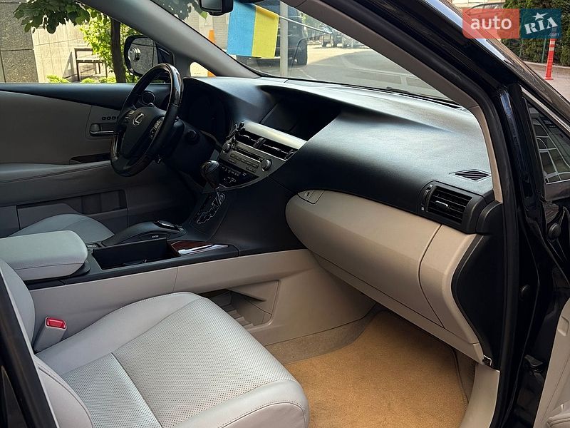 Внедорожник / Кроссовер Lexus RX 2010 в Киеве