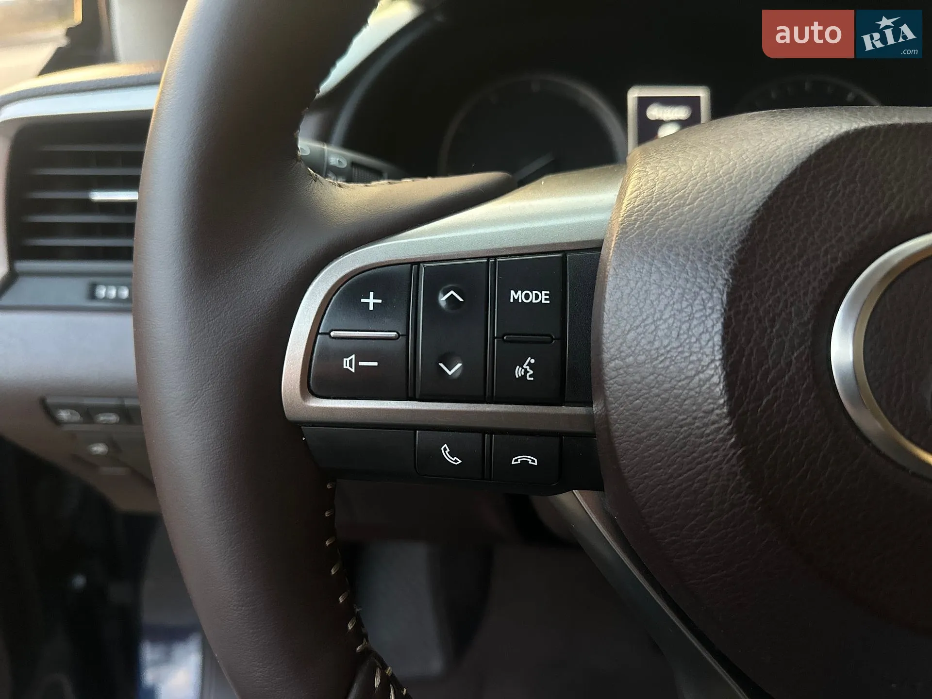 2017 Lexus RX - мініатюра 21