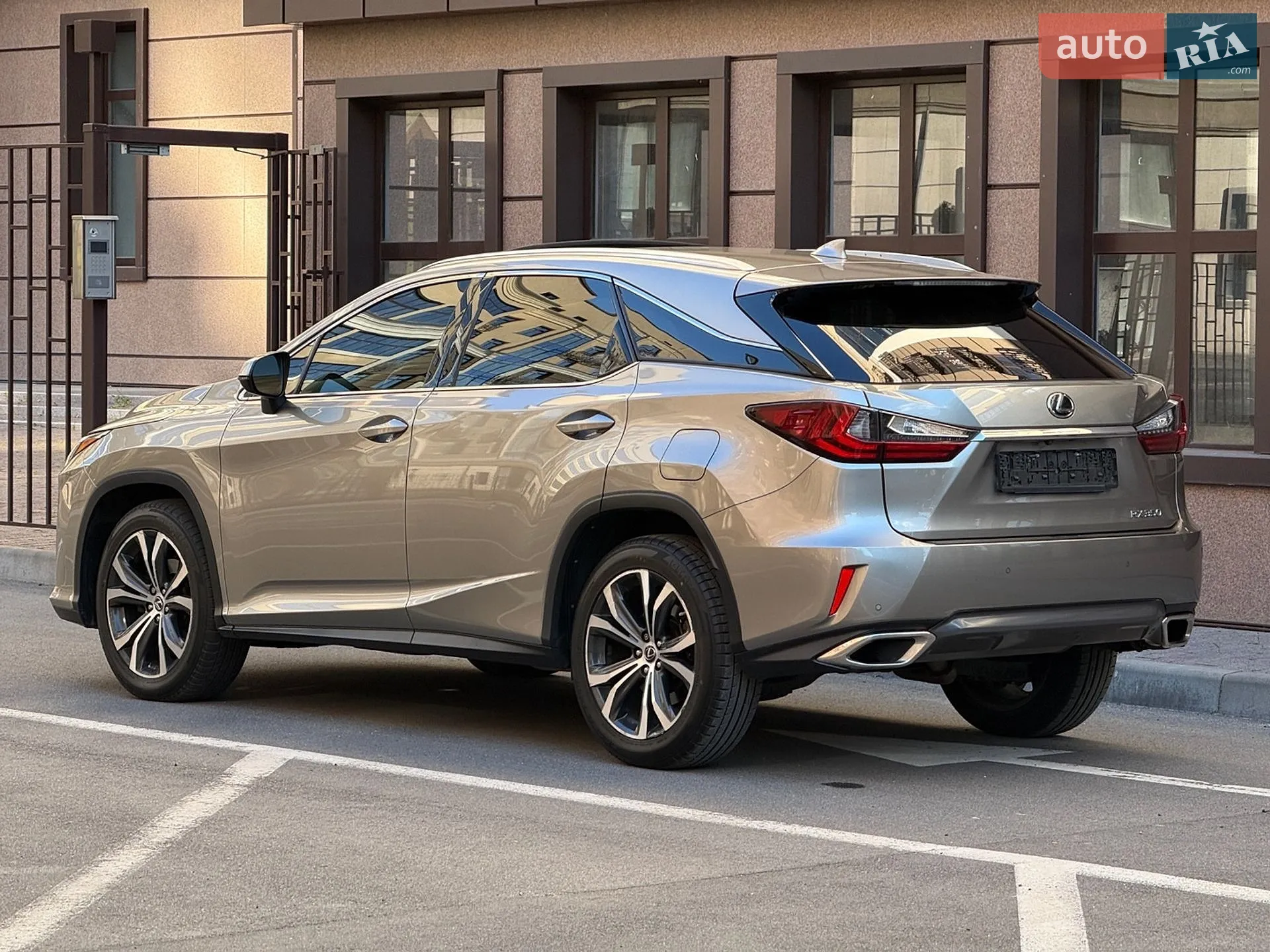 2019 Lexus RX - мініатюра 3