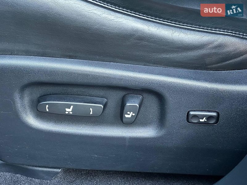 Внедорожник / Кроссовер Lexus RX 2011 в Одессе