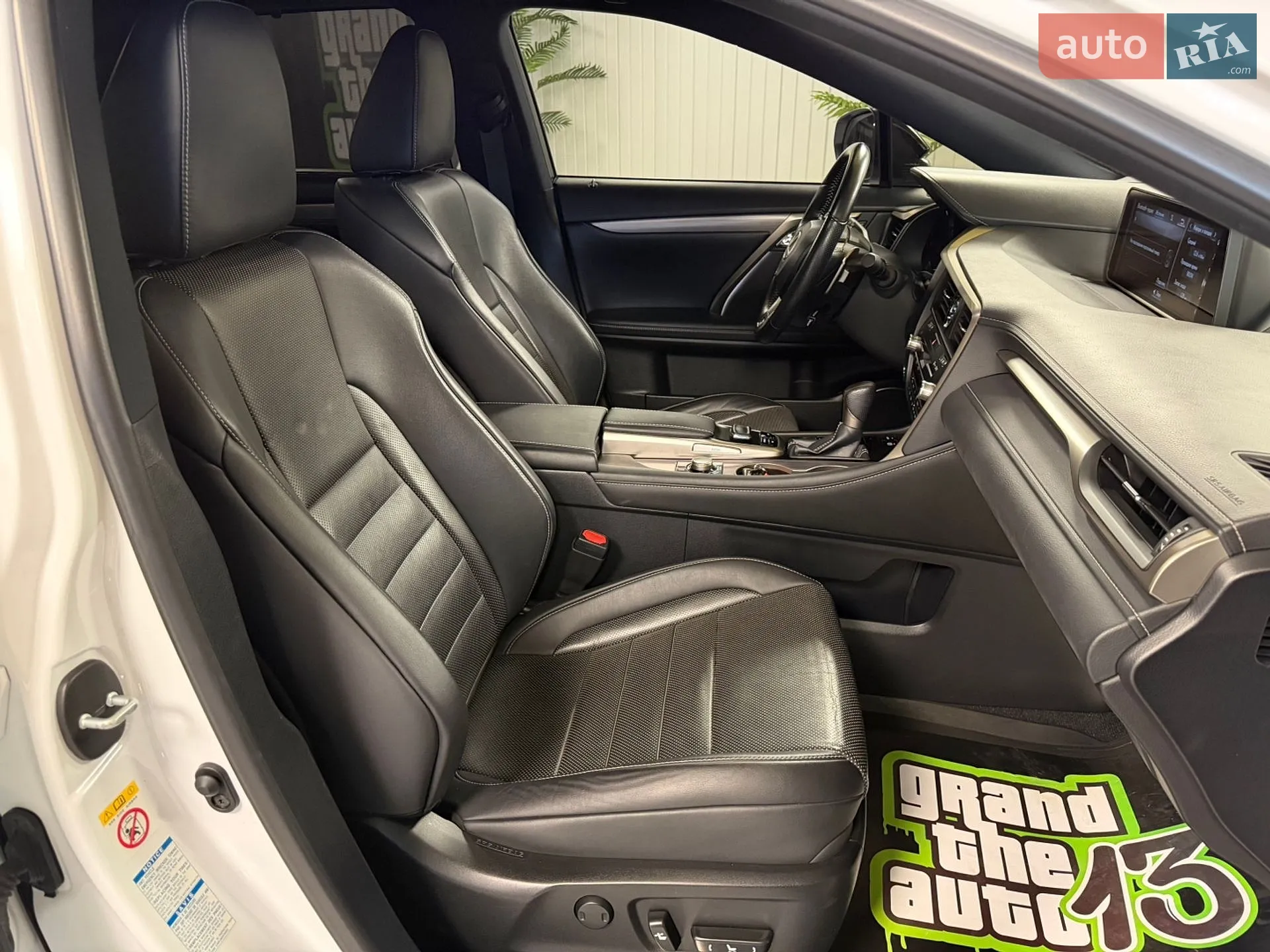 2018 Lexus RX - мініатюра 32