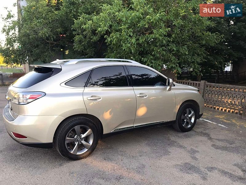 Внедорожник / Кроссовер Lexus RX 2011 в Раздельной