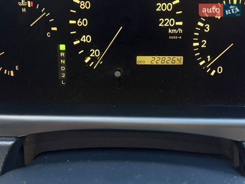 Внедорожник / Кроссовер Lexus RX 2001 в Харькове