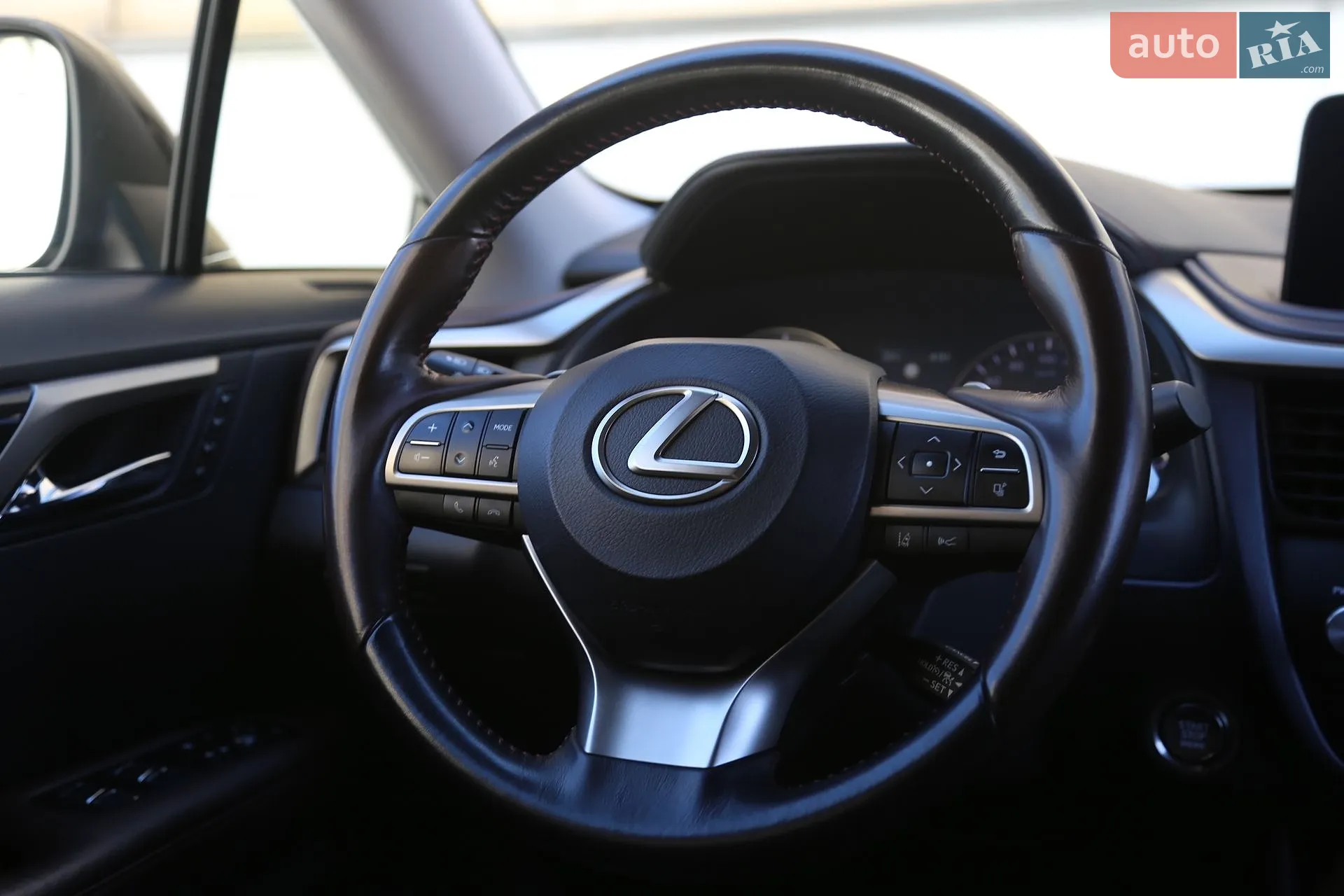2019 Lexus RX - мініатюра 17