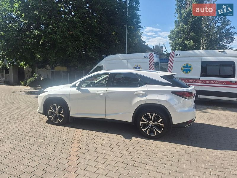 Lexus RX 2021