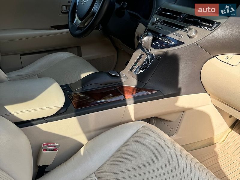 Внедорожник / Кроссовер Lexus RX 2013 в Днепре