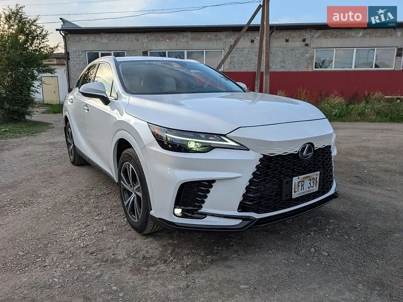 Lexus RX 2024