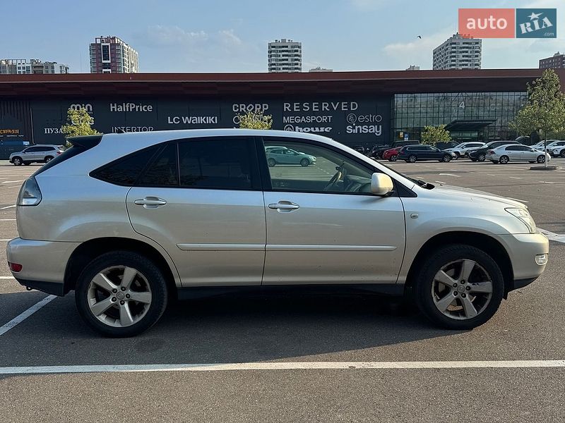 Lexus RX, фото з оголошення