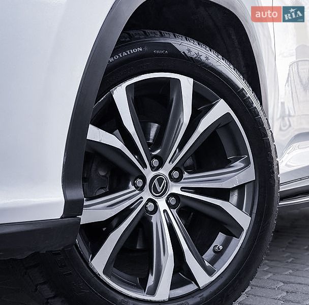 Позашляховик / Кросовер Lexus RX 2018 в Тернополі фото 31 Позашляховик / Кросовер Lexus RX 2018 в Тернополі