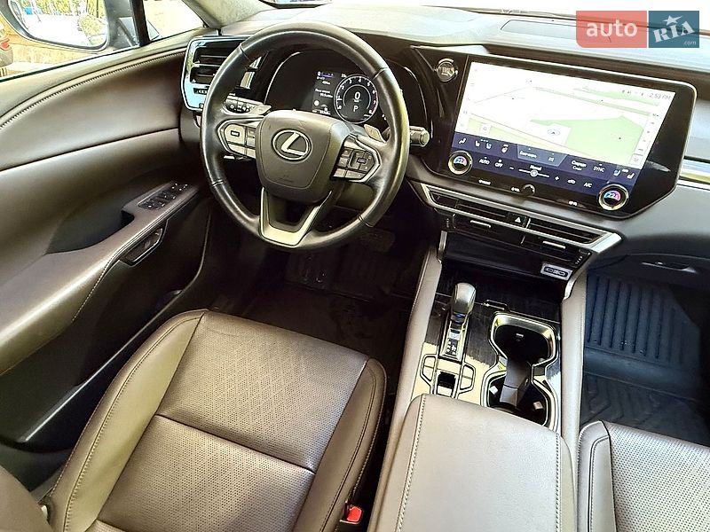 Позашляховик / Кросовер Lexus RX 2023 в Дніпрі фото 38 Позашляховик / Кросовер Lexus RX 2023 в Дніпрі