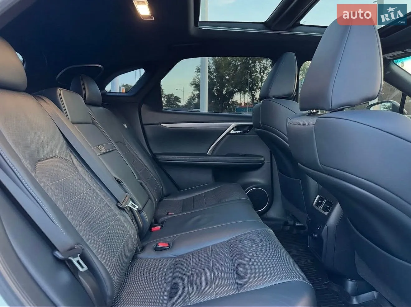 2018 Lexus RX - мініатюра 18