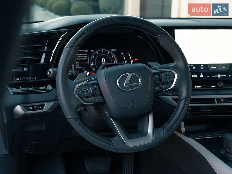 Внедорожник / Кроссовер Lexus RX 2023 в Днепре