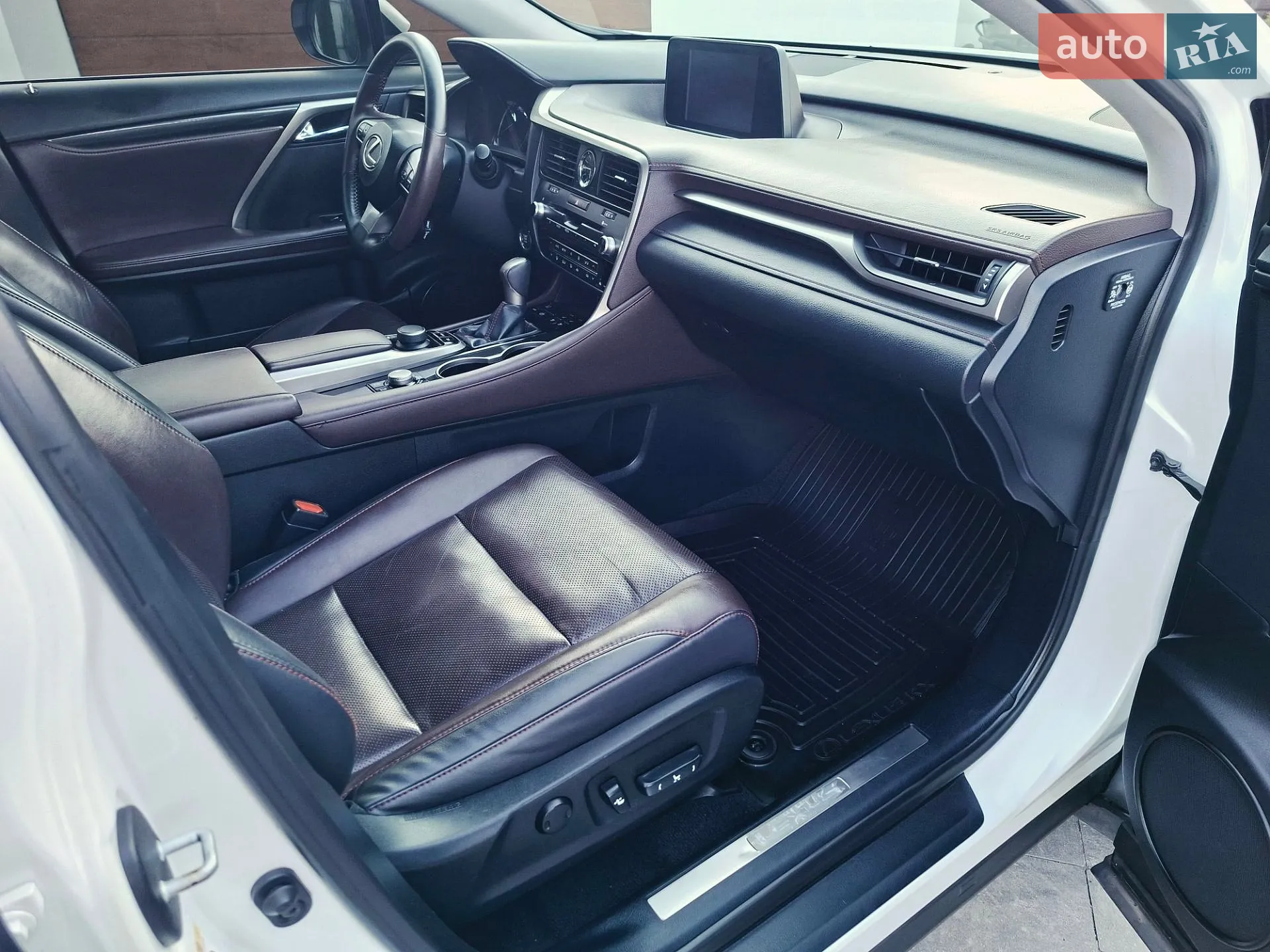 2017 Lexus RX - мініатюра 18