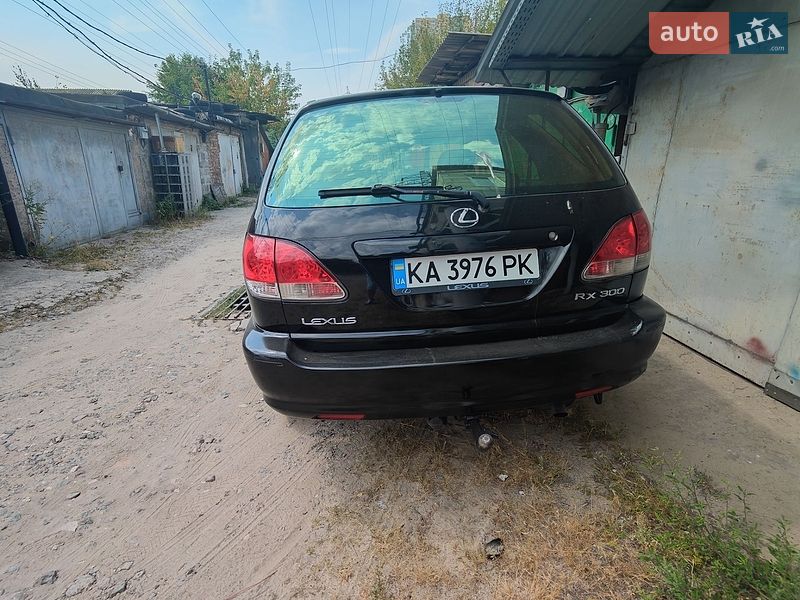 Внедорожник / Кроссовер Lexus RX 2001 в Киеве